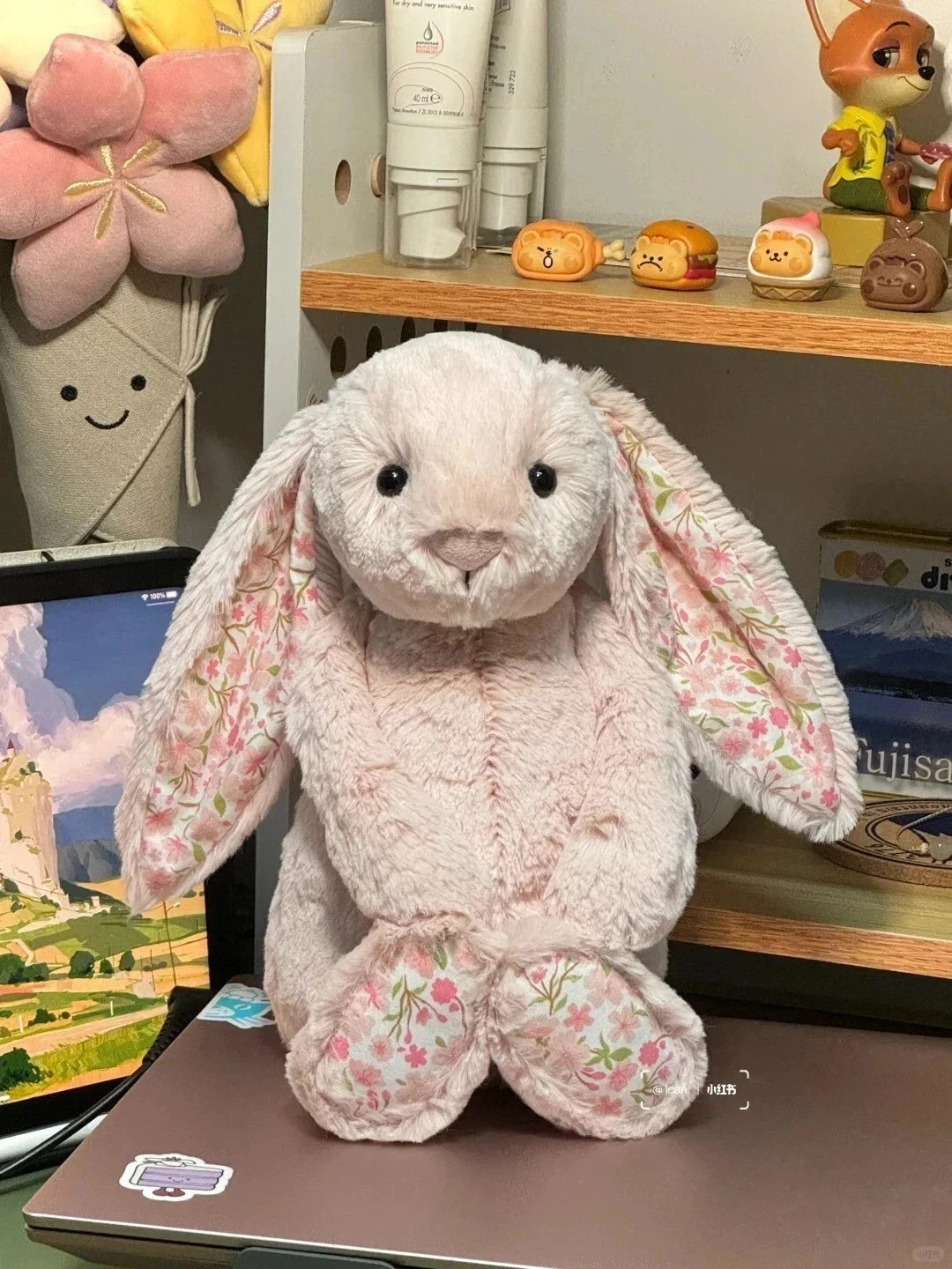 Adorable Authentic Medium Blossom Blush Bunny Cherry Plush Toy NWT /Dust Bag