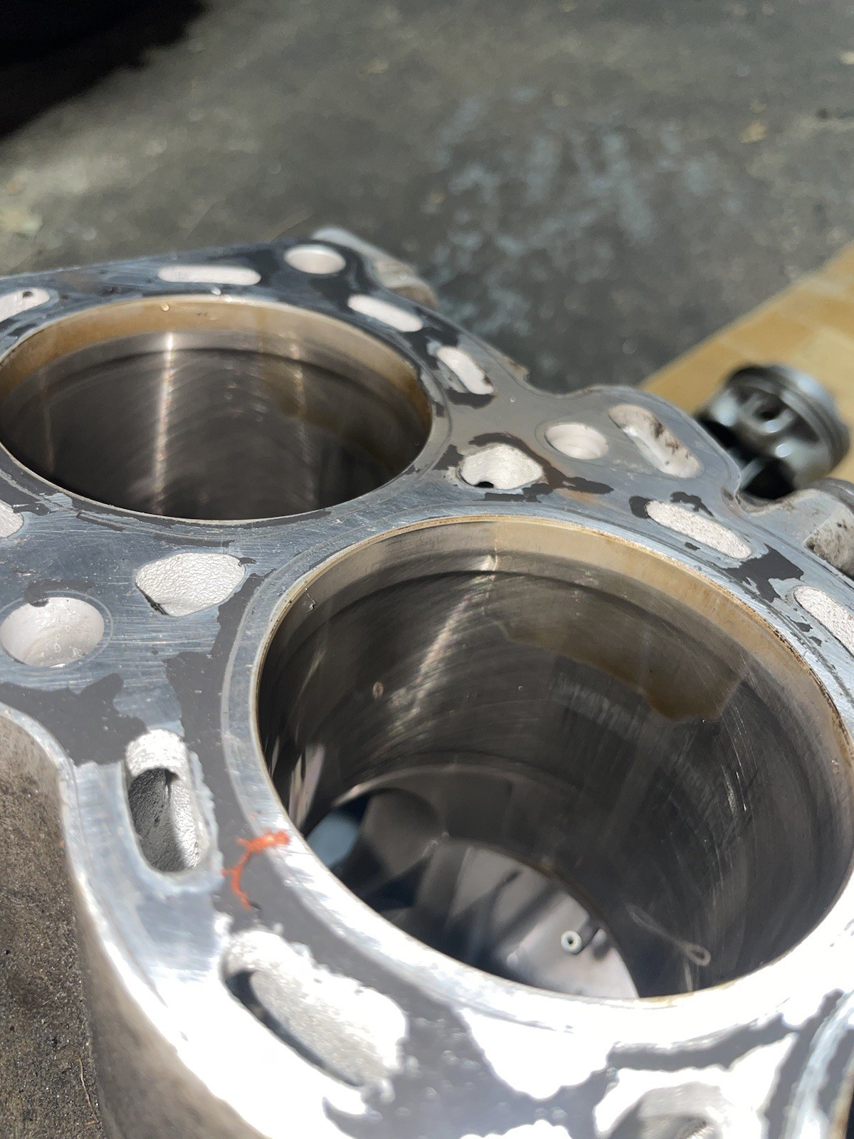 2009 08 09 Suzuki GSXR 600 GSXR600 Crankcase Case Engine Motor Block Piston Lot