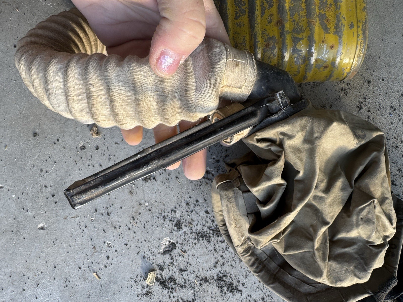 Vintage Dutch commercial Model 128 gas mask For Rehab Display 1930’s Rehab