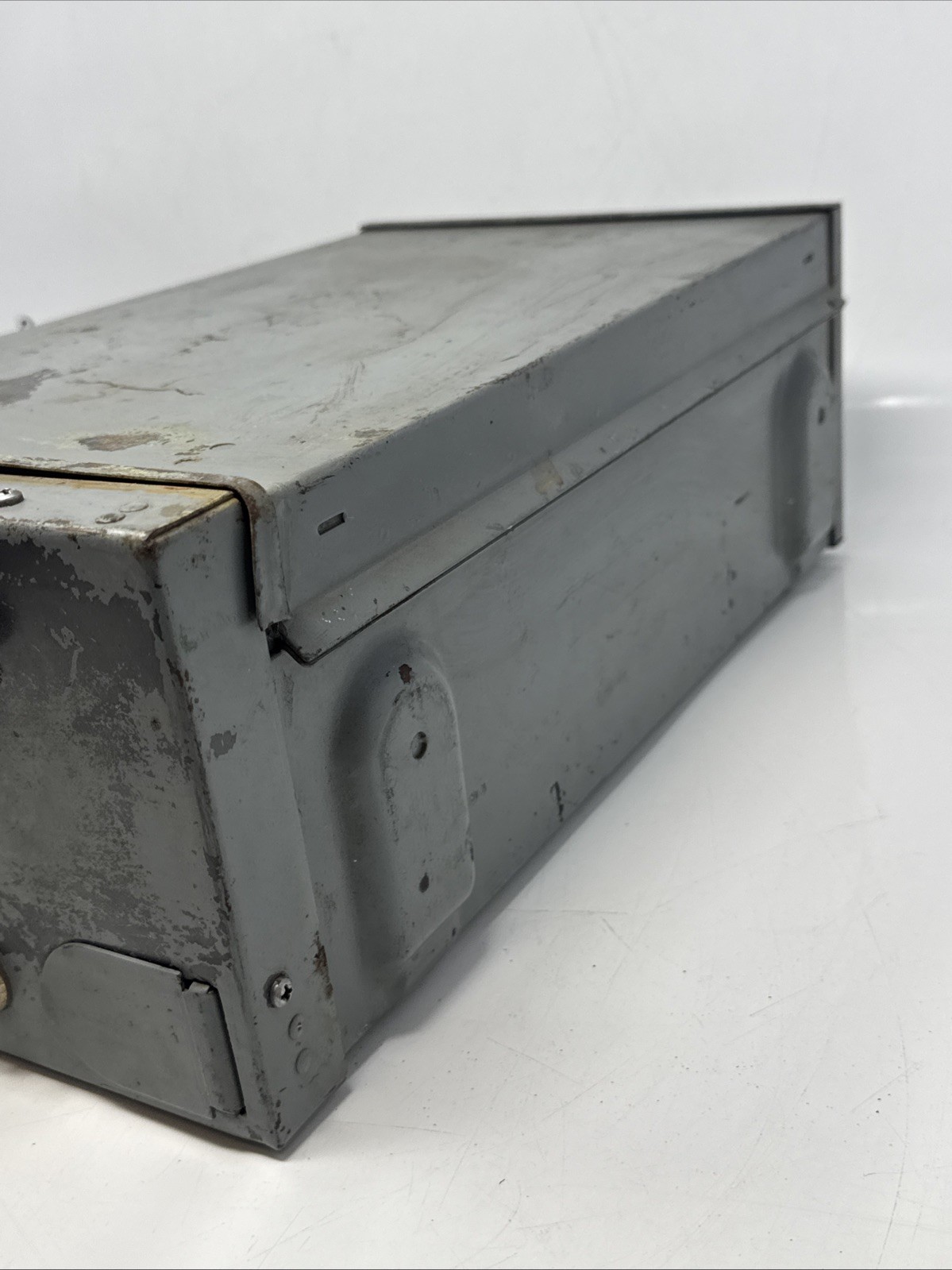 Twin V Motorola Transmitter Radio Model T41GGV-1 Type TA104 Very Rare Untested .