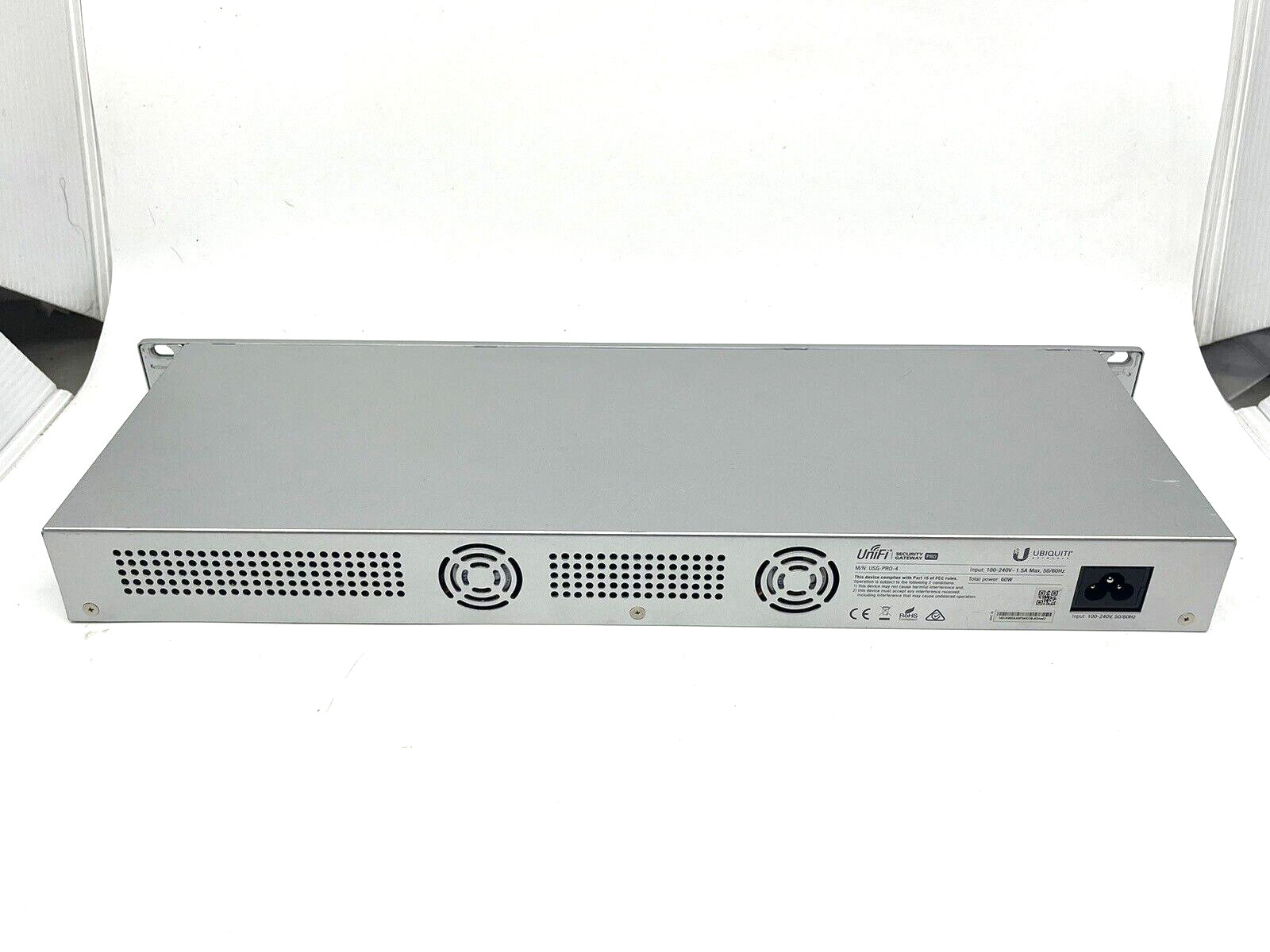 Ubiquiti Networks Unifi Security Gateway Pro 4 USG-PRO-4