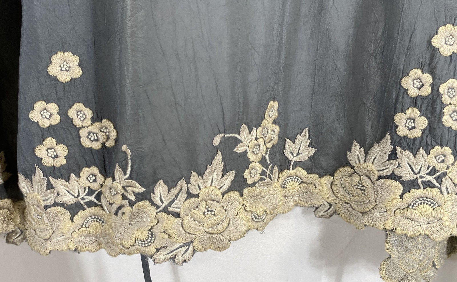 Johnny Was Women's Gray Embroidered Floral Lace Trim Kimono Cardigan Top Sz XS