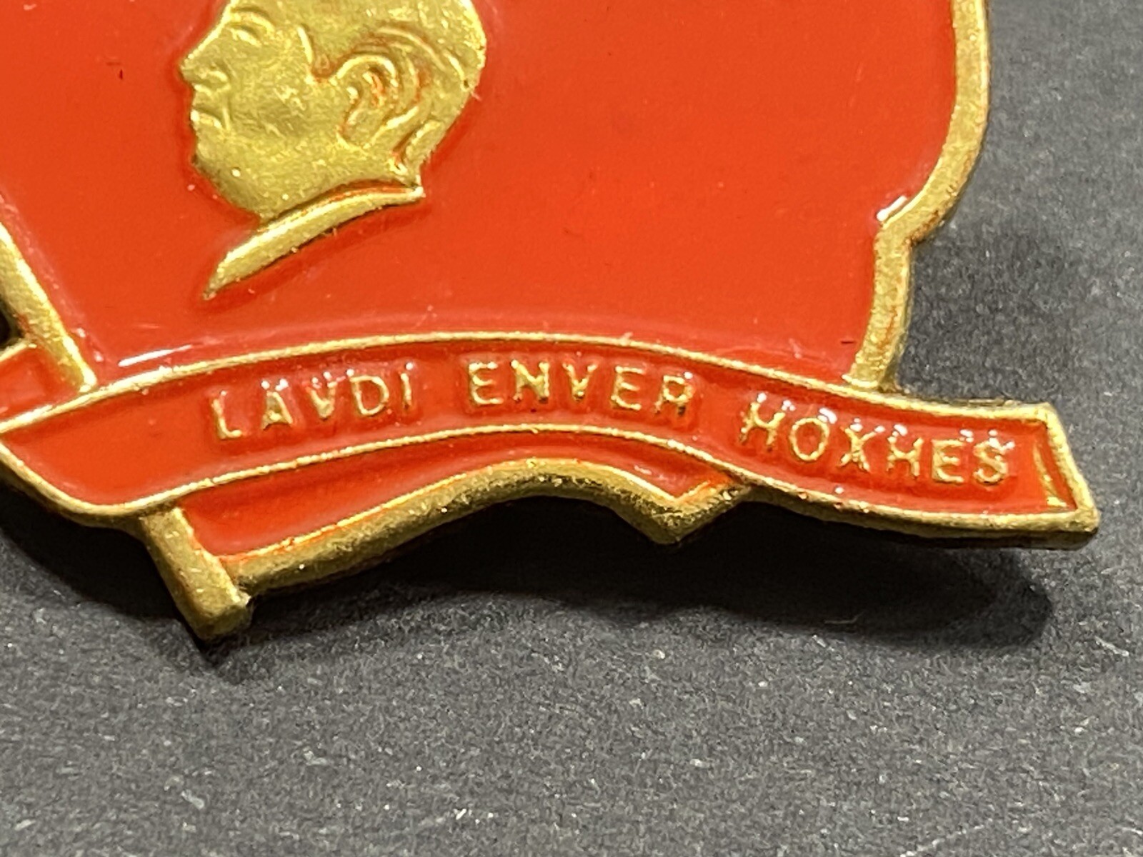 ALBANIA PIN-GLORY TO ENVER HOXHA -COMUNISM TIME-1986