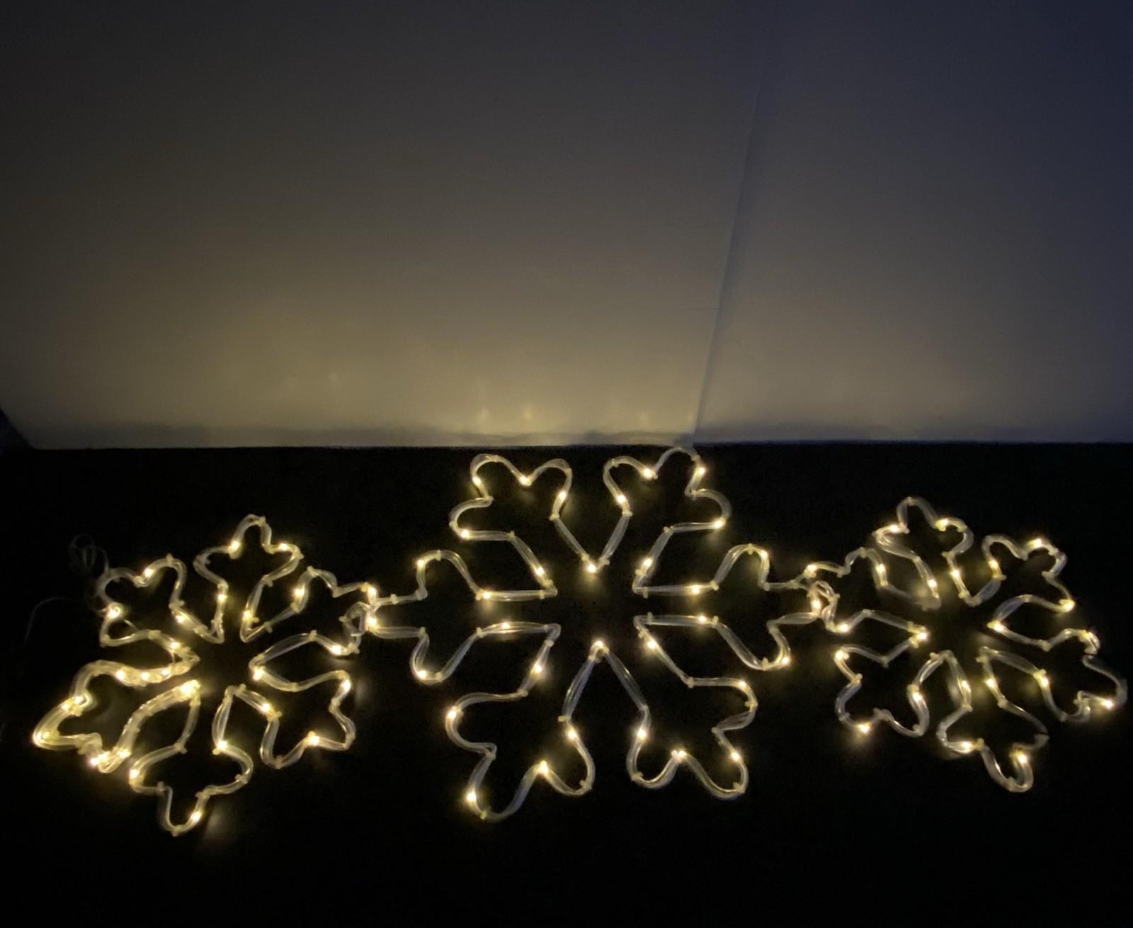 Mr. Christmas Holiday Icon Trio-Snowflakes Warm White/Multicolor