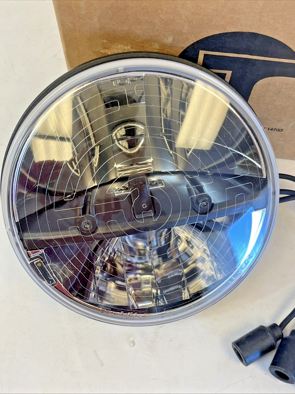 Truck-Lite HMMWV 6220-01-616-1079 , 7 INCH ROUND LED HEADLIGHT 24v *NEW*