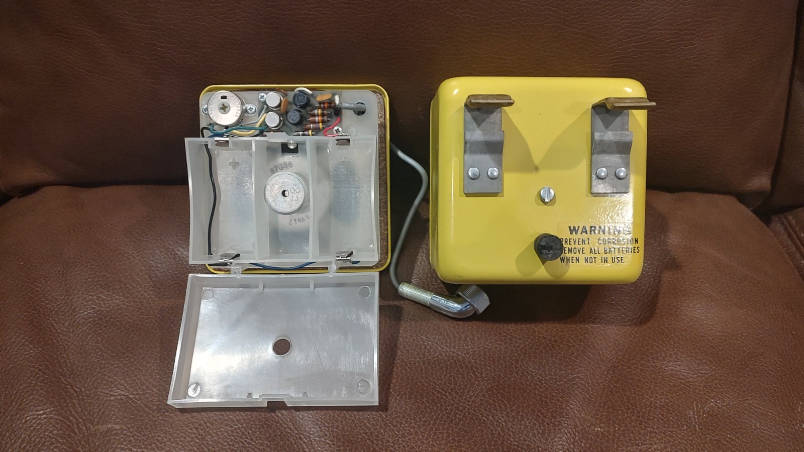 UNIVERSITY SOUND CD V-705 / CDV-705 Loudspeaker w/Manual CDV-700 / CD V-700