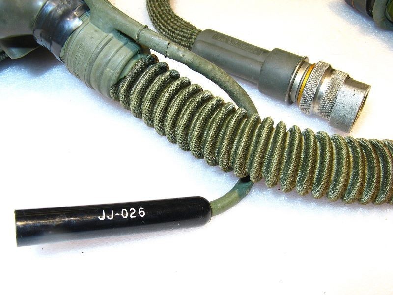 RARE 60's SIERRA MS-22001 "REDAR" OXYGEN MASK w/ REGULATOR / US NAVY / LARGE