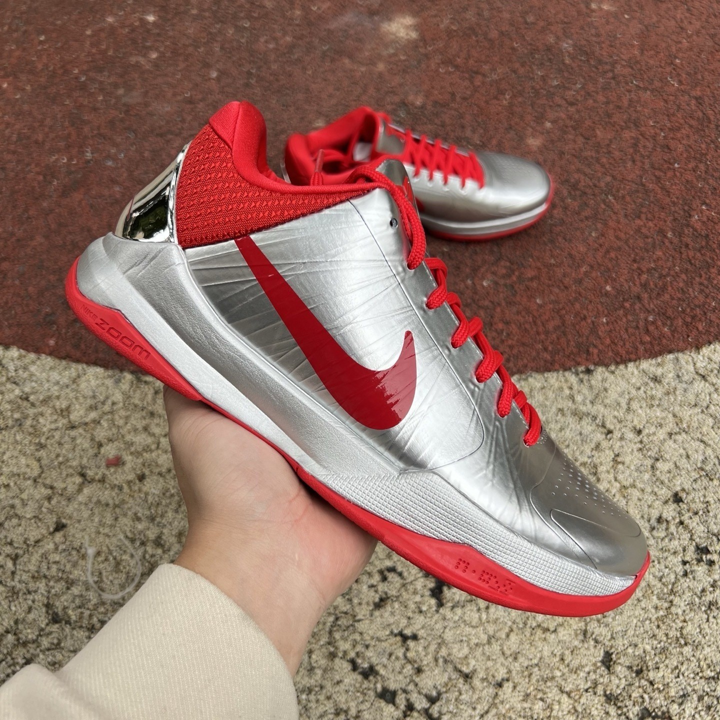 NK Kobe 5 Protro Rookie of The Year Silver Red Basketball SHOES IV2712-001