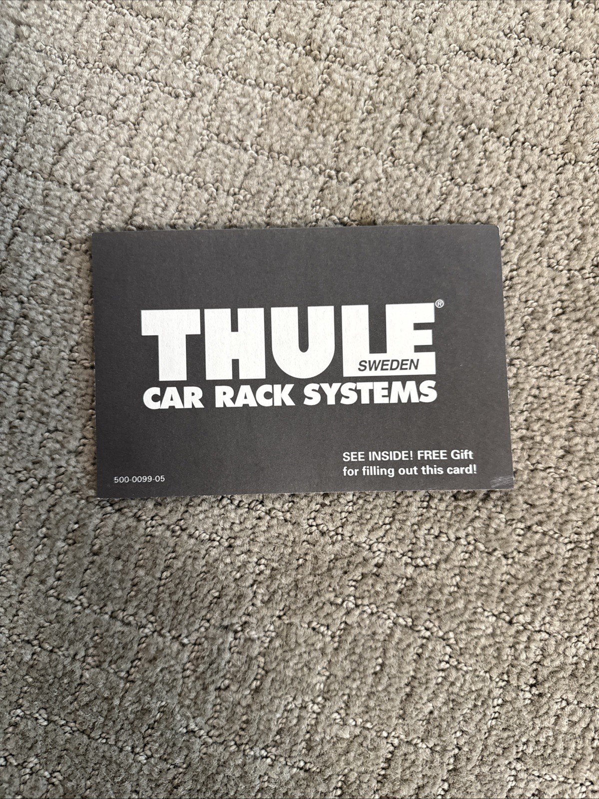 Thule Cast Away Fishing Rod Carrier Roof Rack #885, Locking, Holds 4 Rods, New