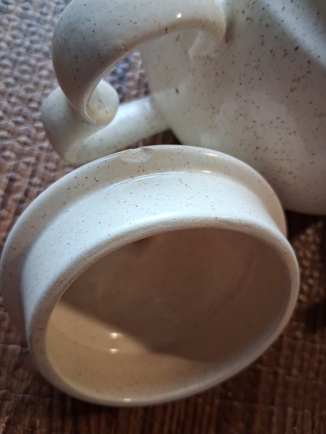 Country Harvest Ceramic Teapot Beige