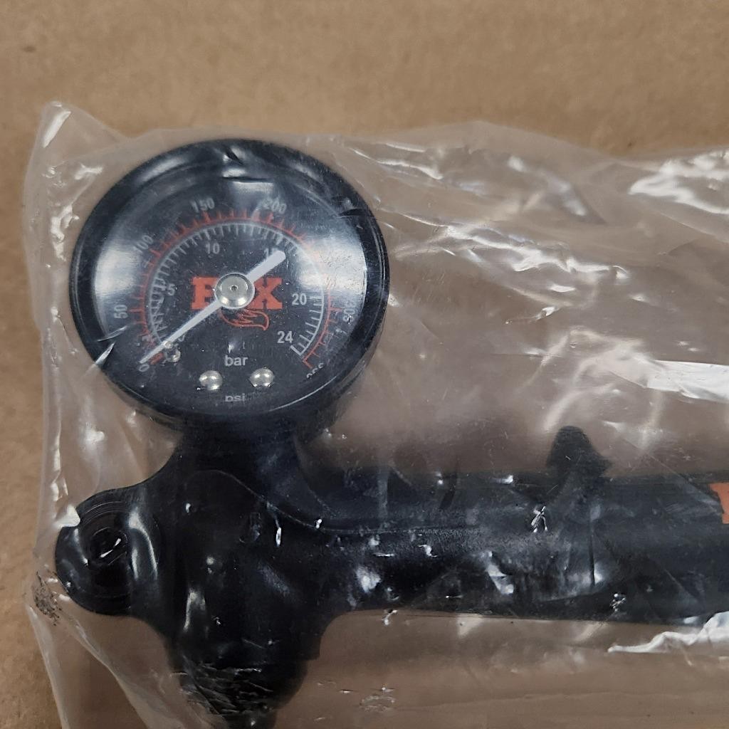 Fox High Pressure 350PSI Bicycle Shock Pump w/ Swivel Head OPEN PACKAGE