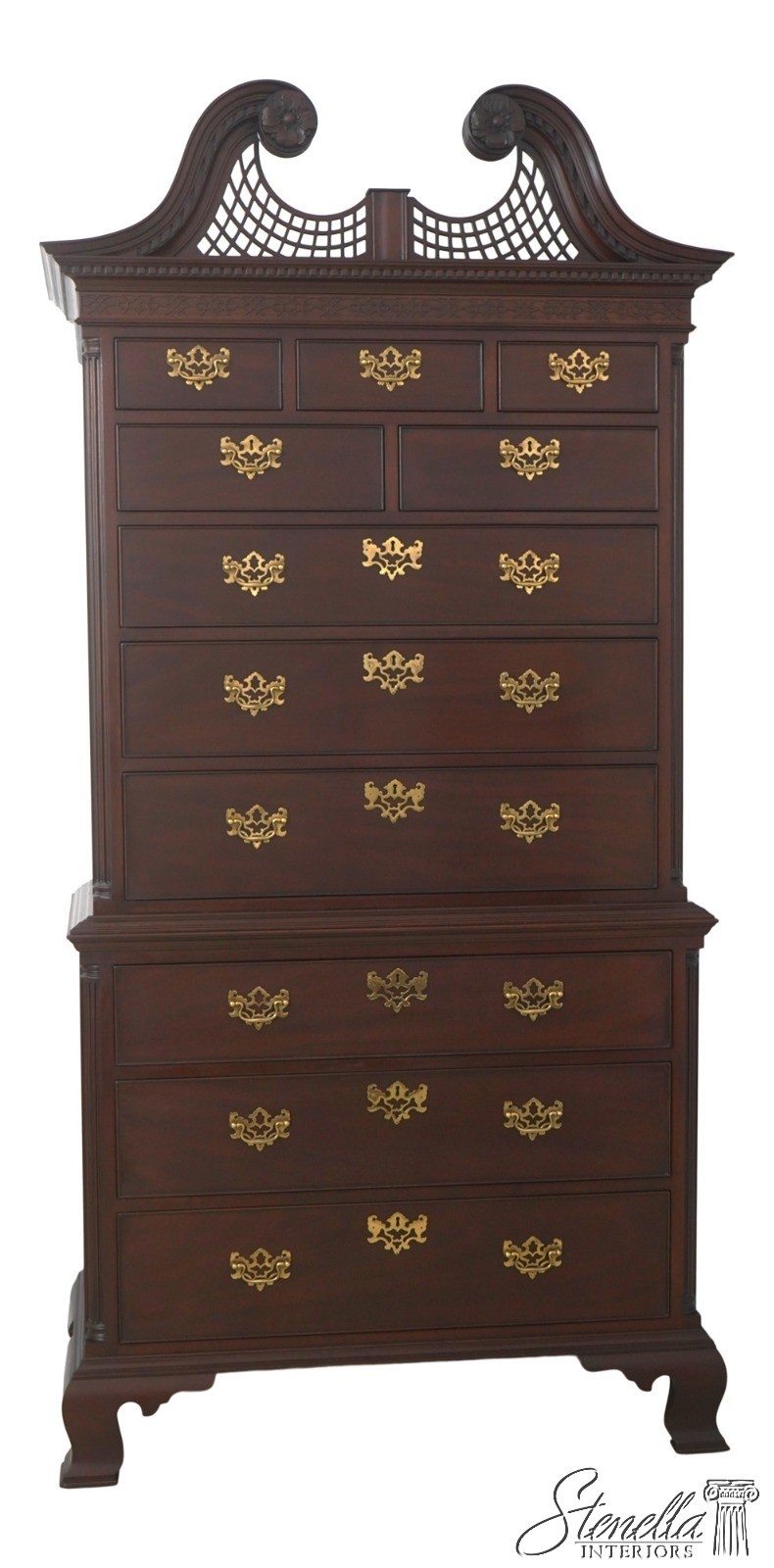 70119: KINDEL National Trust Mahogany Chest On Chest