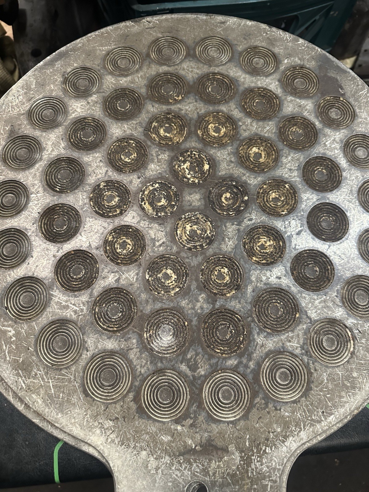 Fortuna Dough Rounder Plates 52 Parts