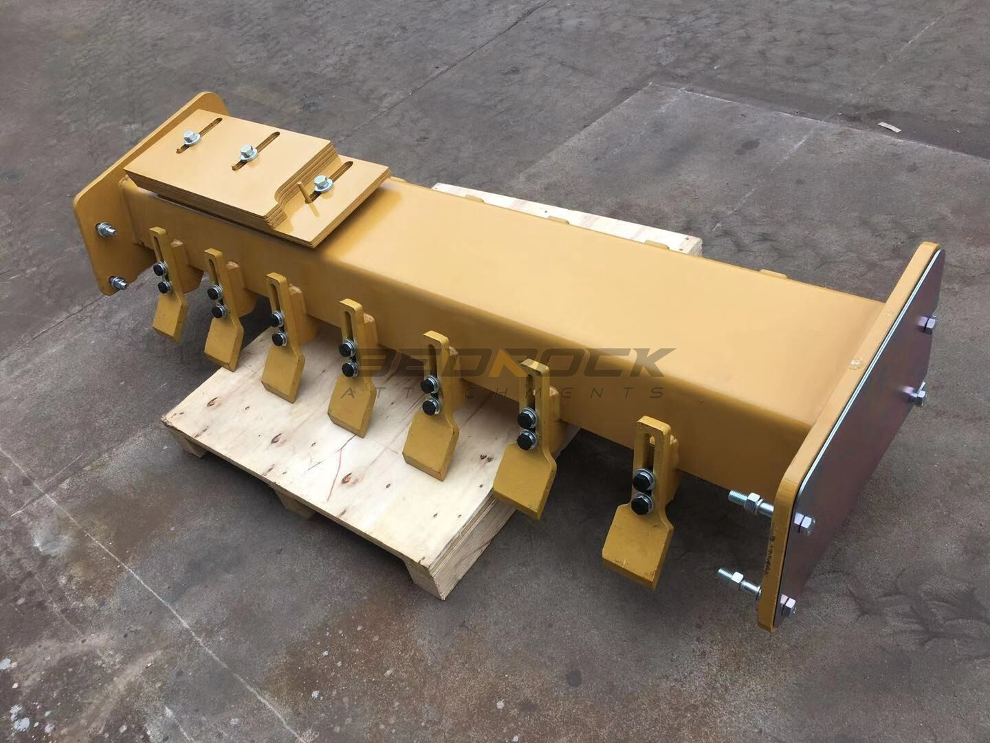 PAD FOOT SHELL BUMPER FITS CAT CS64/CS74 ROLLER