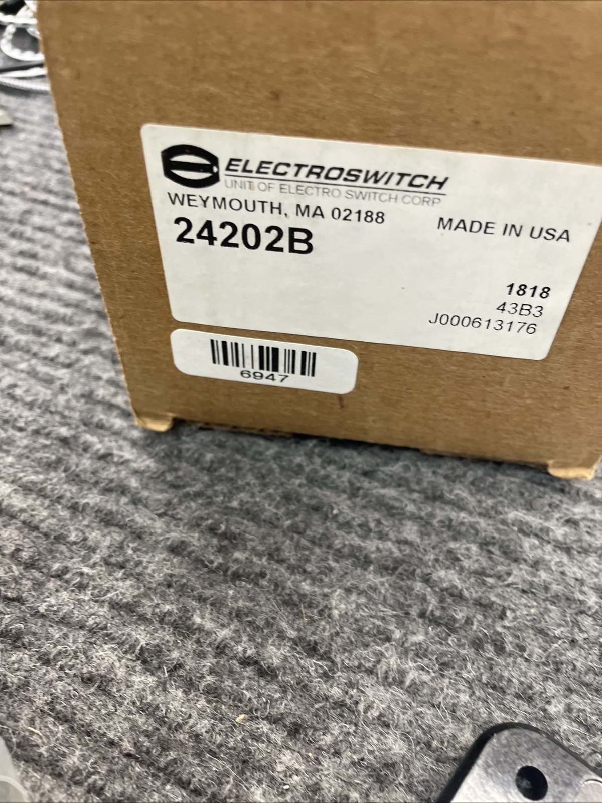 ElectroSwitch 24202B 20A 600V 2HP Rotary Knob Switch 8 Position 2 Stack Double