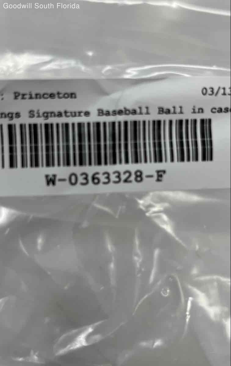 Rawlings White Signature Official Major League Baseball In Case