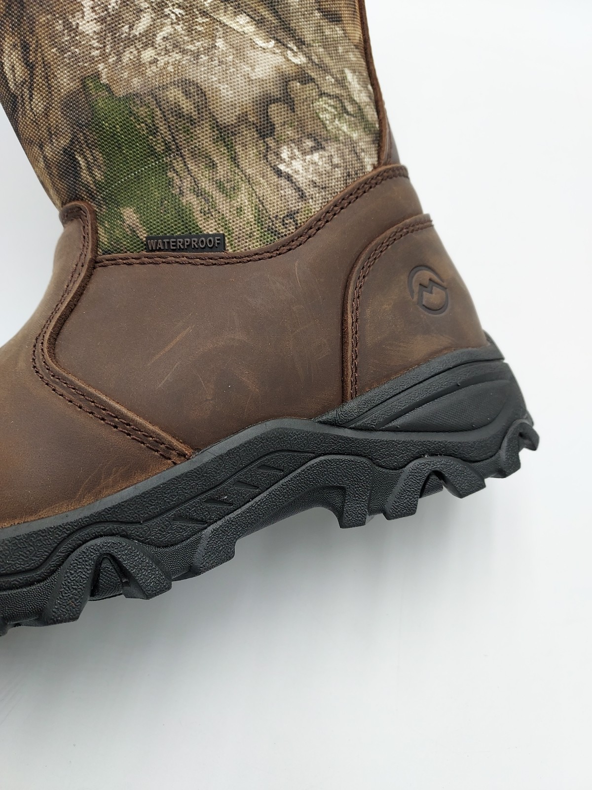 Magellan Outdoors Womens Sz 6B Snake Shield Armor 3.0 Realtree Edge APX (K4-D3)