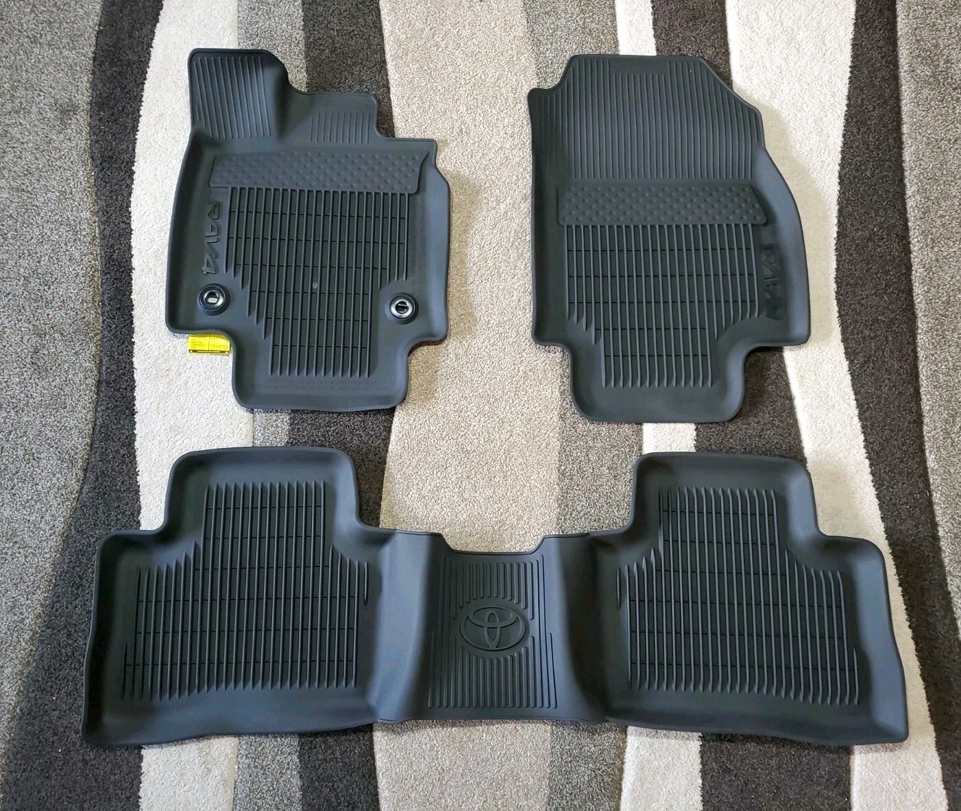 2019-2025 TOYOTA RAV4 FLOOR MATS RUBBER ALL WEATHER GENUINE OEM 3PC SET BLACK