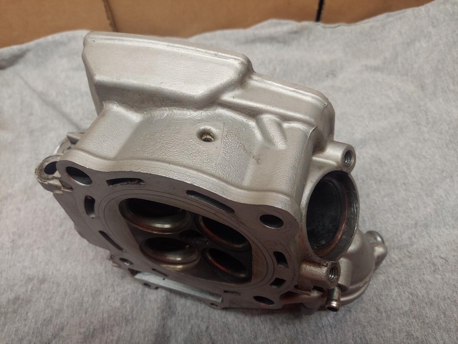06-14 Honda trx450r Cylinder Head Trx450er 450r 450er