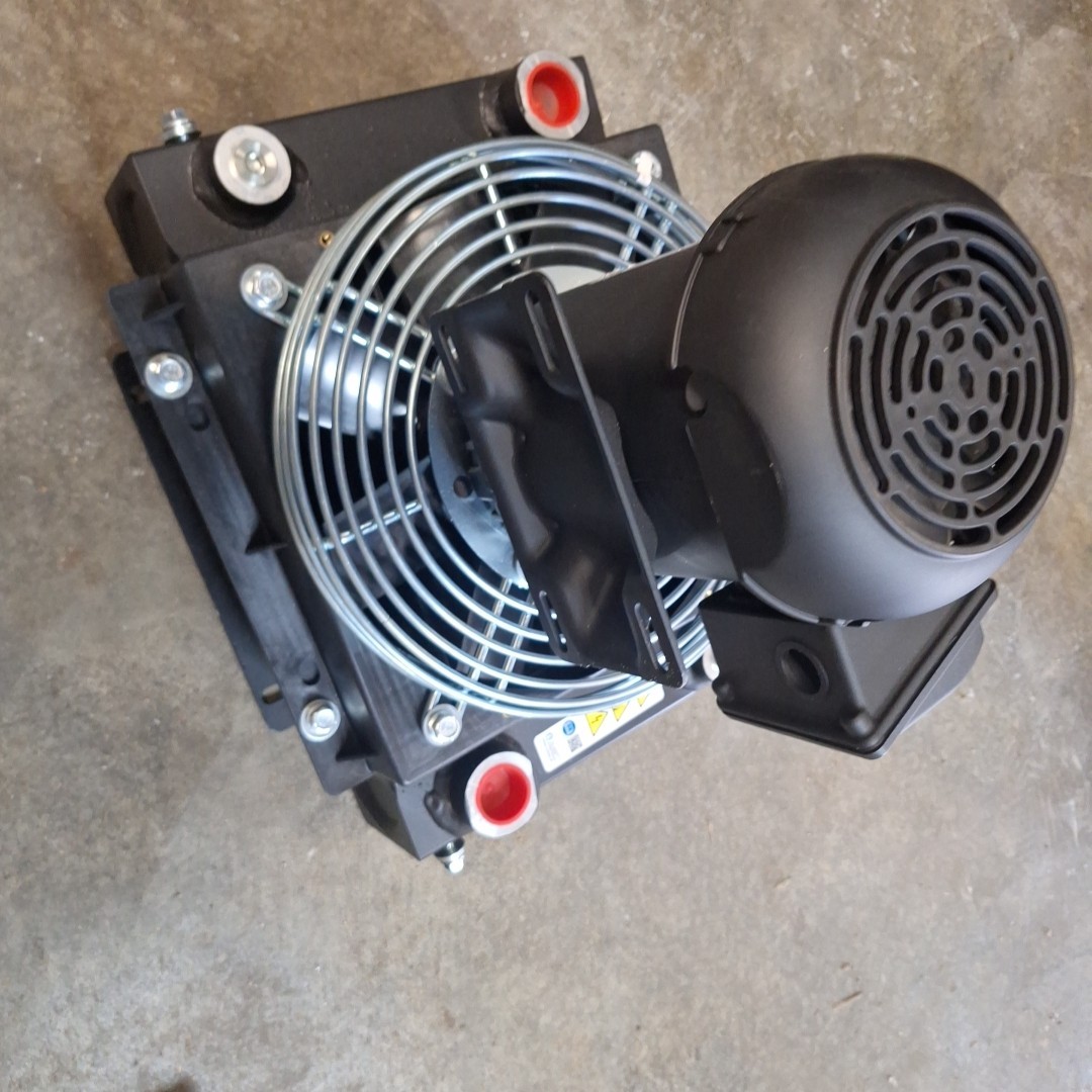 COOL-LINE Forced Air Oil Cooler AL5-1: 5 hp, 30 gpm Max. Flow, 377 psi