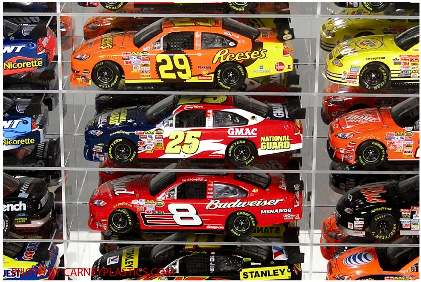 NASCAR Display Case, 24 Compartment 1/24 scale