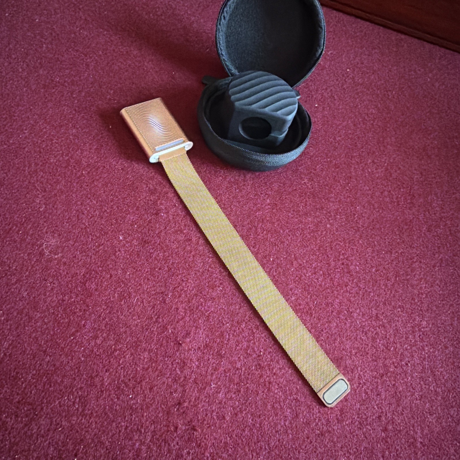 Embr Wave With Travel Case Cooling And Warming Wristband Rose Gold Used