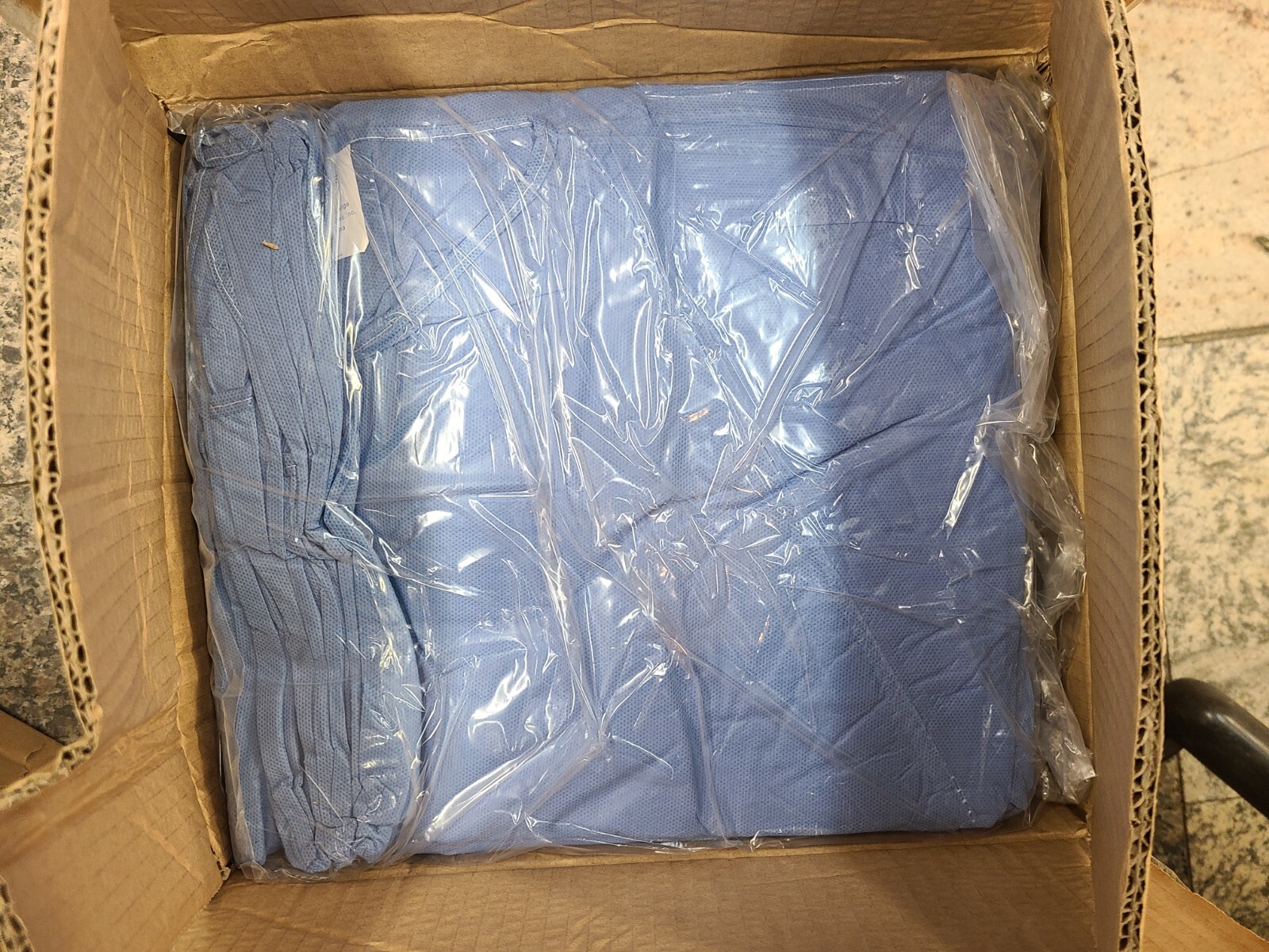 Case of 50 Medline Disposable Patient Gowns Multi-Layer Blue Short Sleeves Large