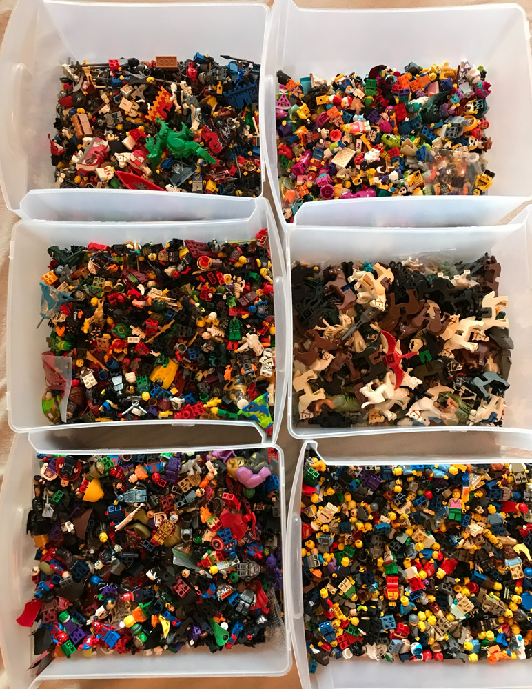 CHEAPEST LEGO Bulk Lot Minifigure Star wars City Parts WHOLESALE ~ Choose Theme