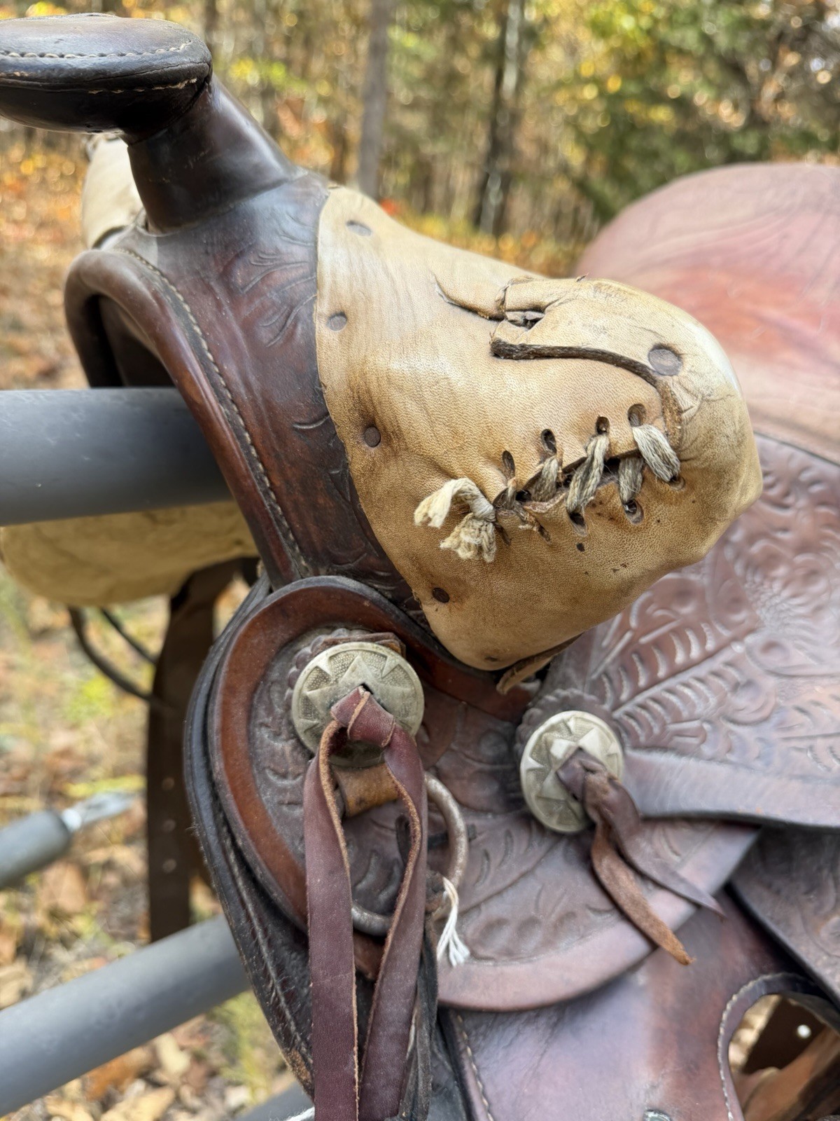 Western Saddle Décor – Rustic Cabin Display – Tooled Leather 15” VERY NICE DECOR