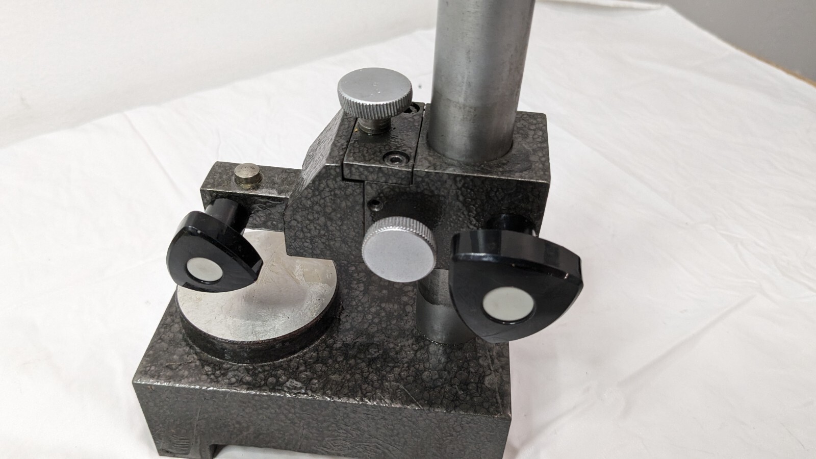 SPI Comparator/Indicator Stand 8" Post w/Round Flat Anvil 13-698-6