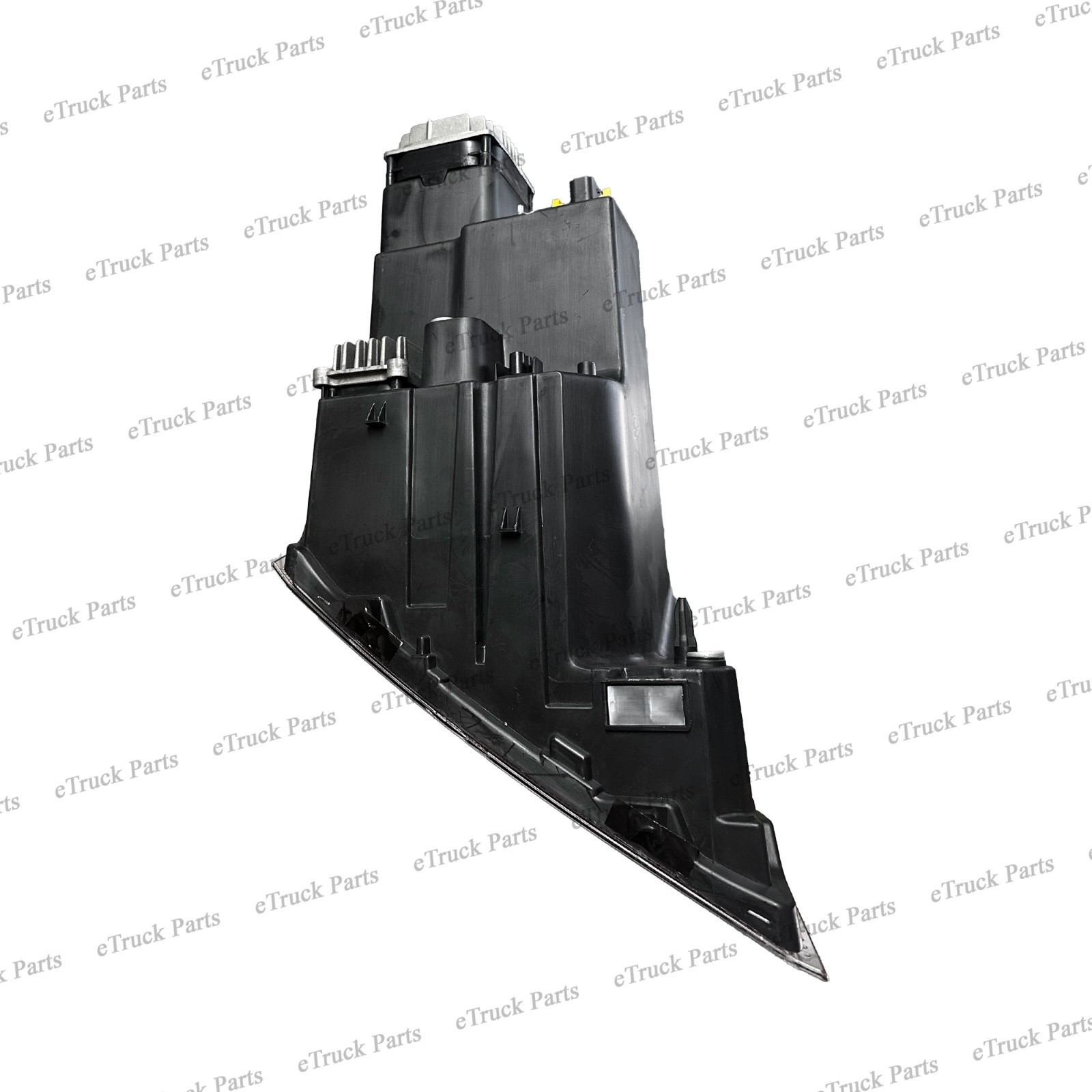 2018–2025 Volvo VNL VNR Driver Side LED Headlight w/ DRL w/ Module | 82794483