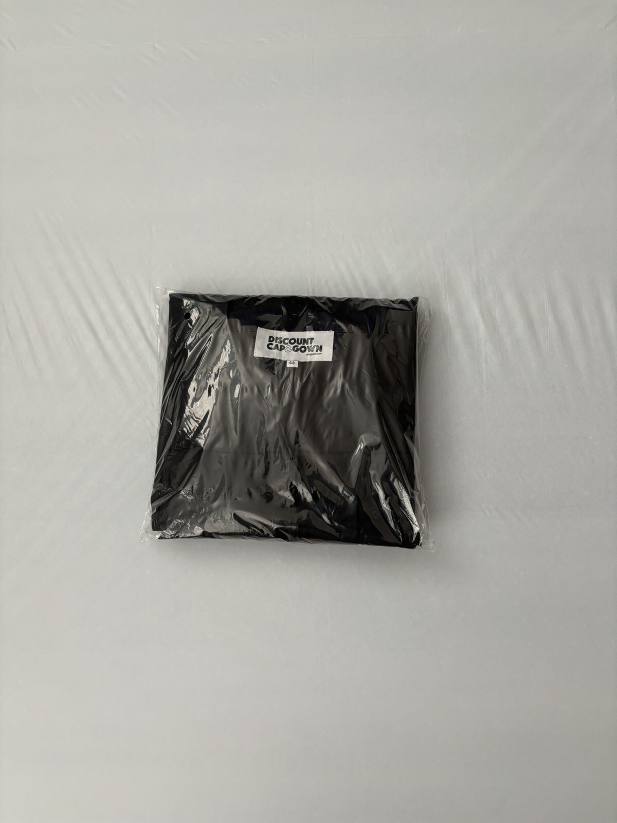 GRADUATION CAP AND GOWN MASTERS DEGREE Unisex