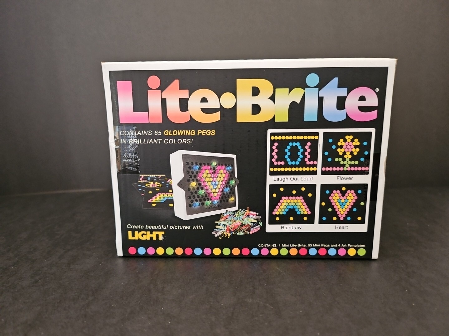 Lite-Brite Mini 90 Pieces Total 85 Pegs , 4 templates! Great For Long Car Trips!