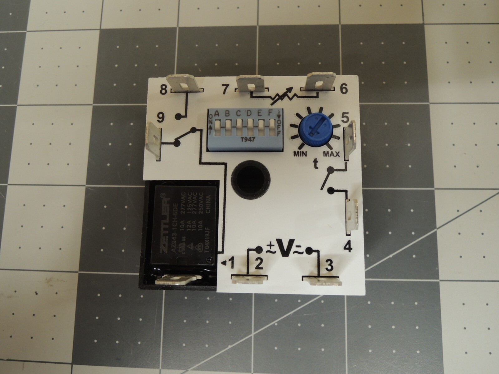 MACROMATIC Multi-Function Encapsulated Timing Relay: Surface Mounted, 12 to 125V