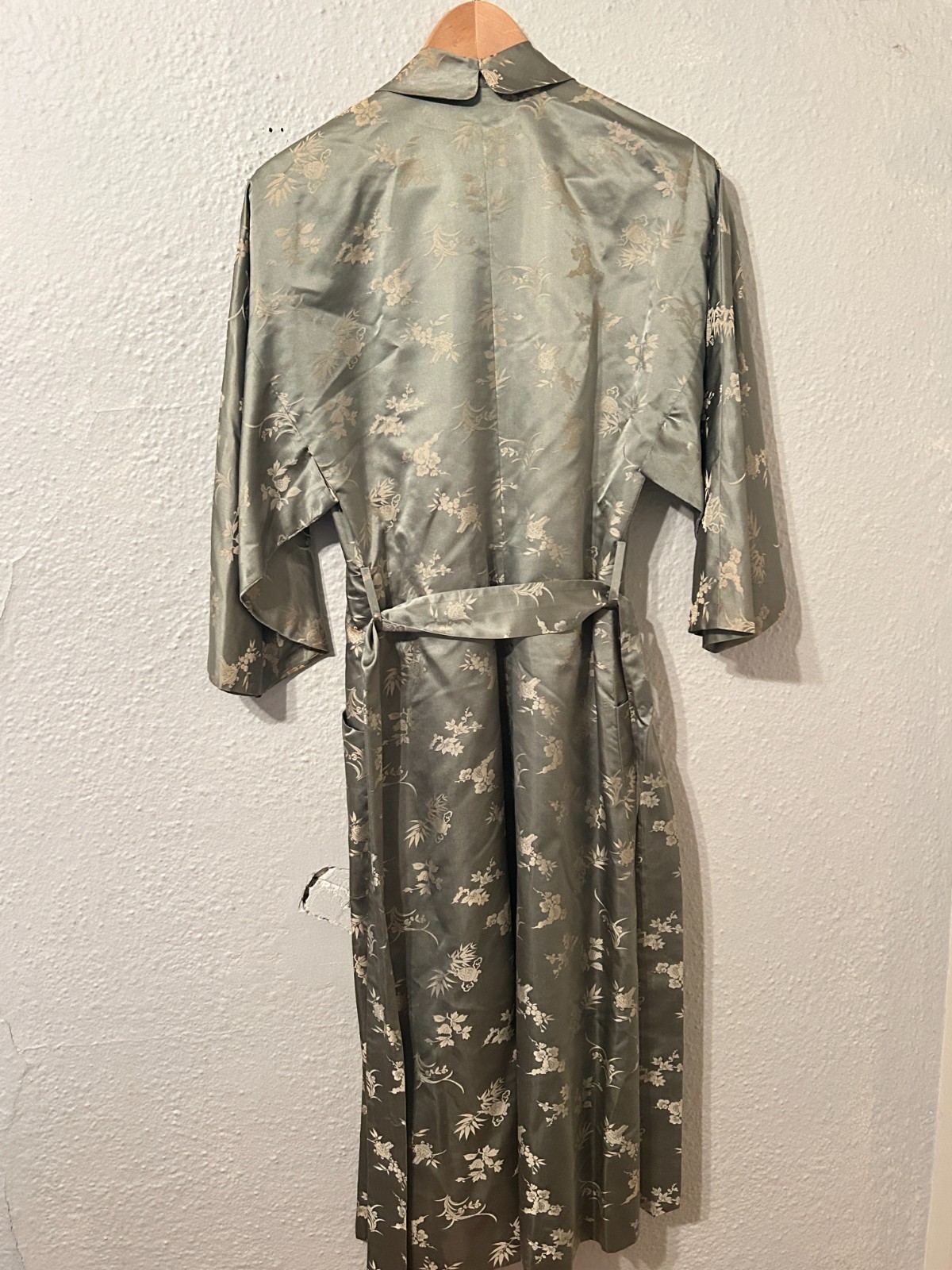 Vintage Madame Mme Butterfly 60s Silk Brocade Japanese Kimono Robe Floral Belted