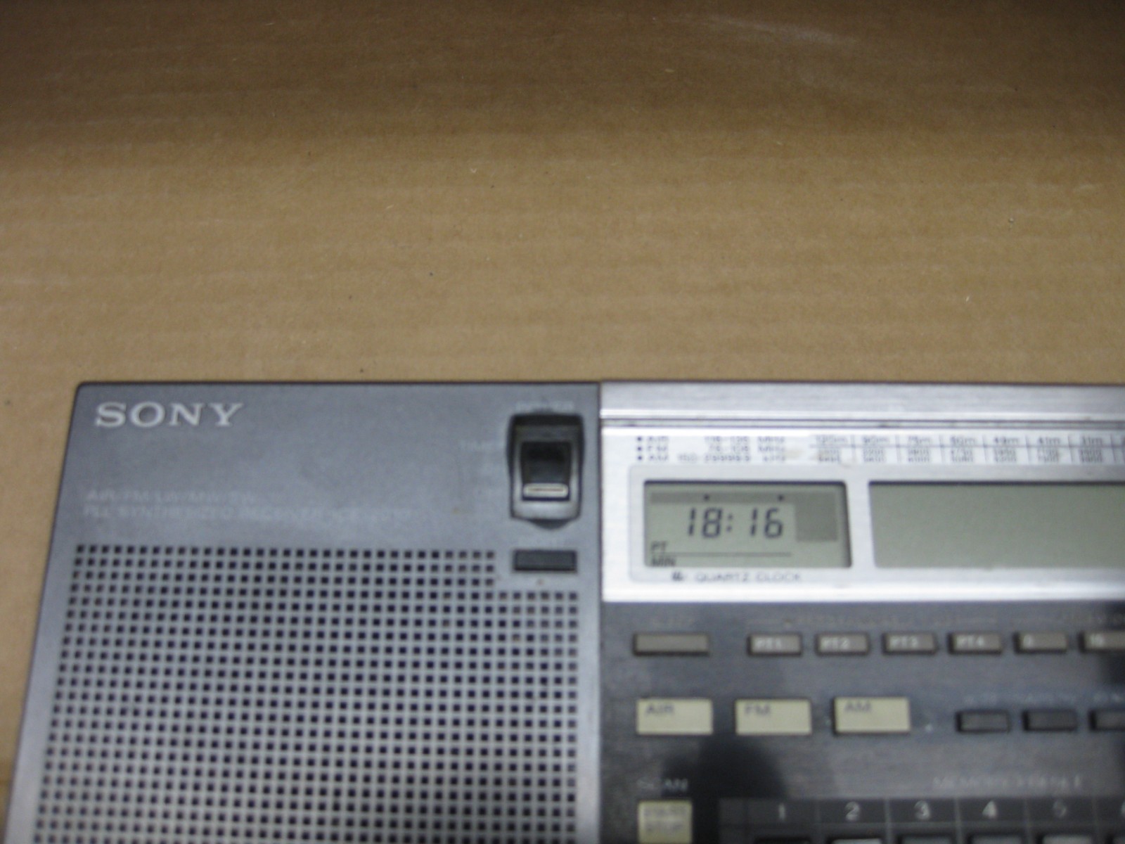 SONY ICF-2010 AIR/FM/LW/MW/SW/PLL Synthesized Receiver Short Wave. Working