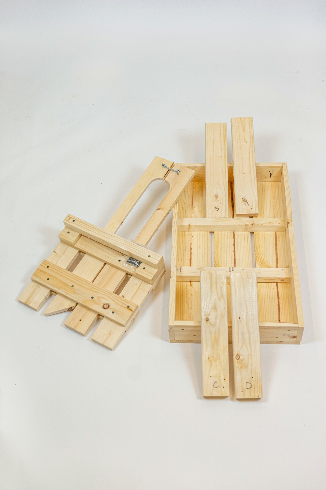 New Goatstand.com Carpenter Built Goat Milking Stand - Full 42in. Composite Deck