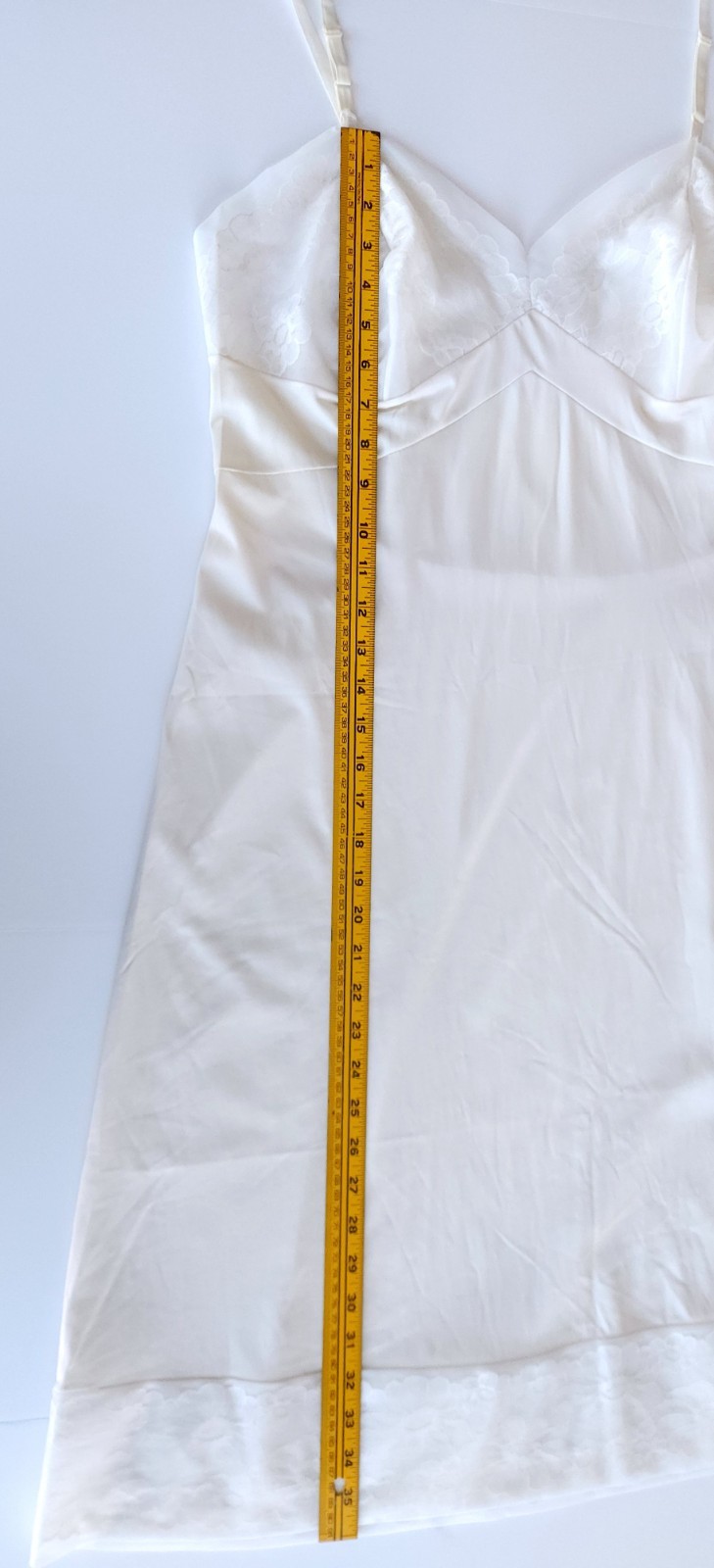 Vintage Vanity Fair Lingerie Slip Size 40 L Ivory Lace Made in USA Coquette