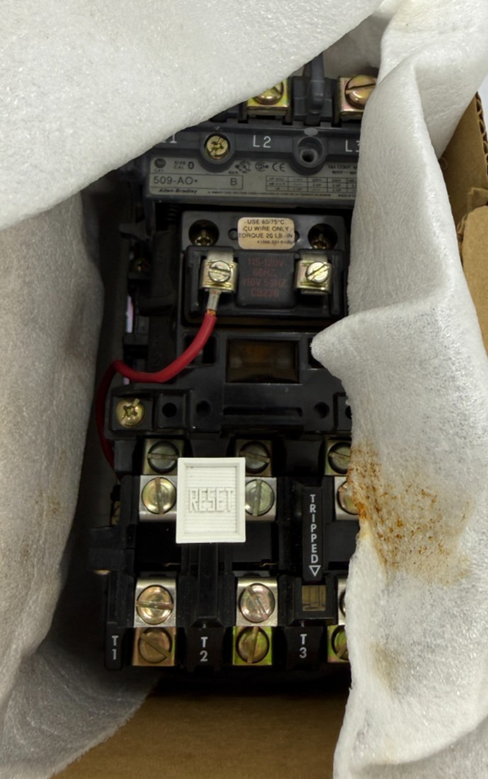 509-AOD Allen-Bradley Motor Starter Contactor 5 HP 600 VAC 18 amps. Size 0 (Z2)