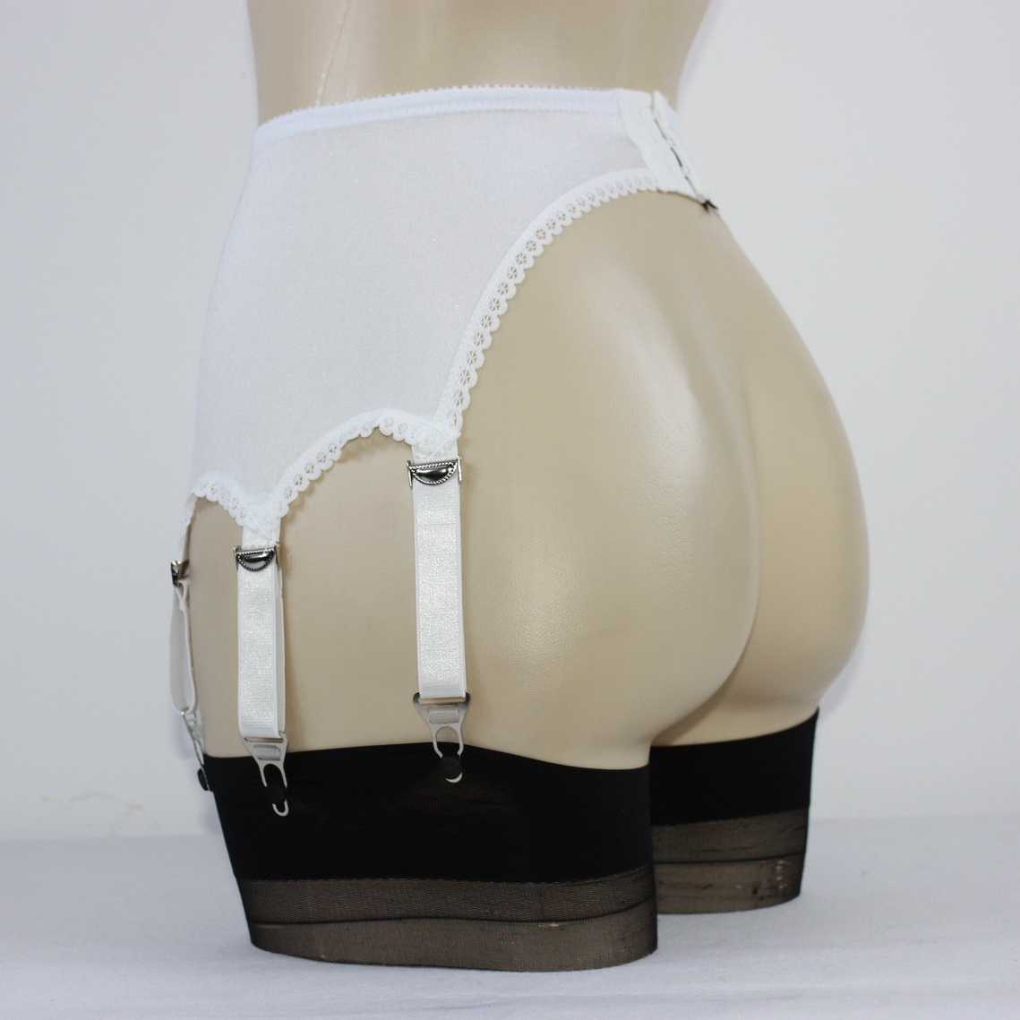 Alacki Retro Style 8 Straps Garter Belts Plain Color Suspender Belt Underwear