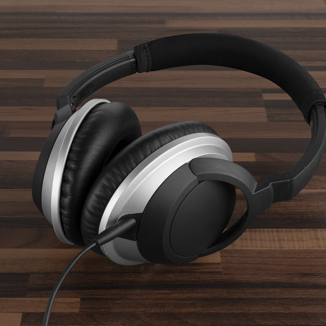 Geekria Audio Cable for Bose Around-Ear AE2, AE2i, AE2w (4 ft)