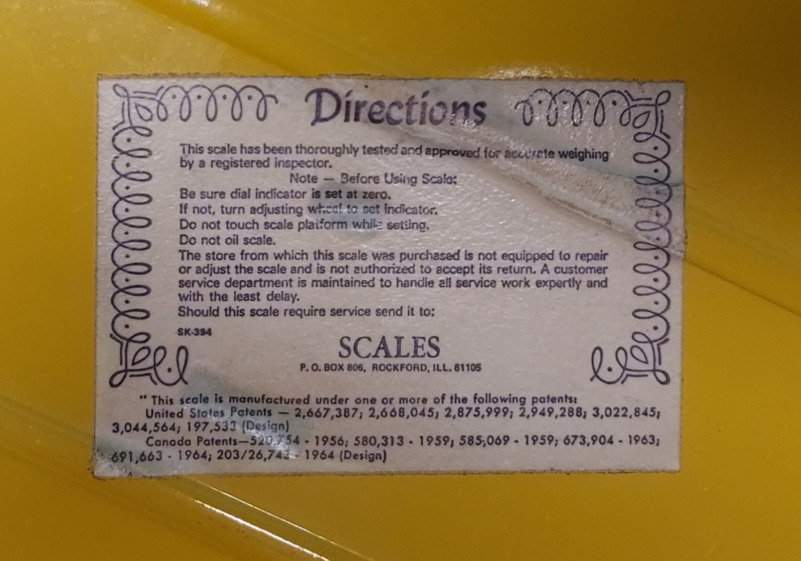 Vintage Bathroom Scale Bright Yellow SHAG Carpet / 1970's Oval