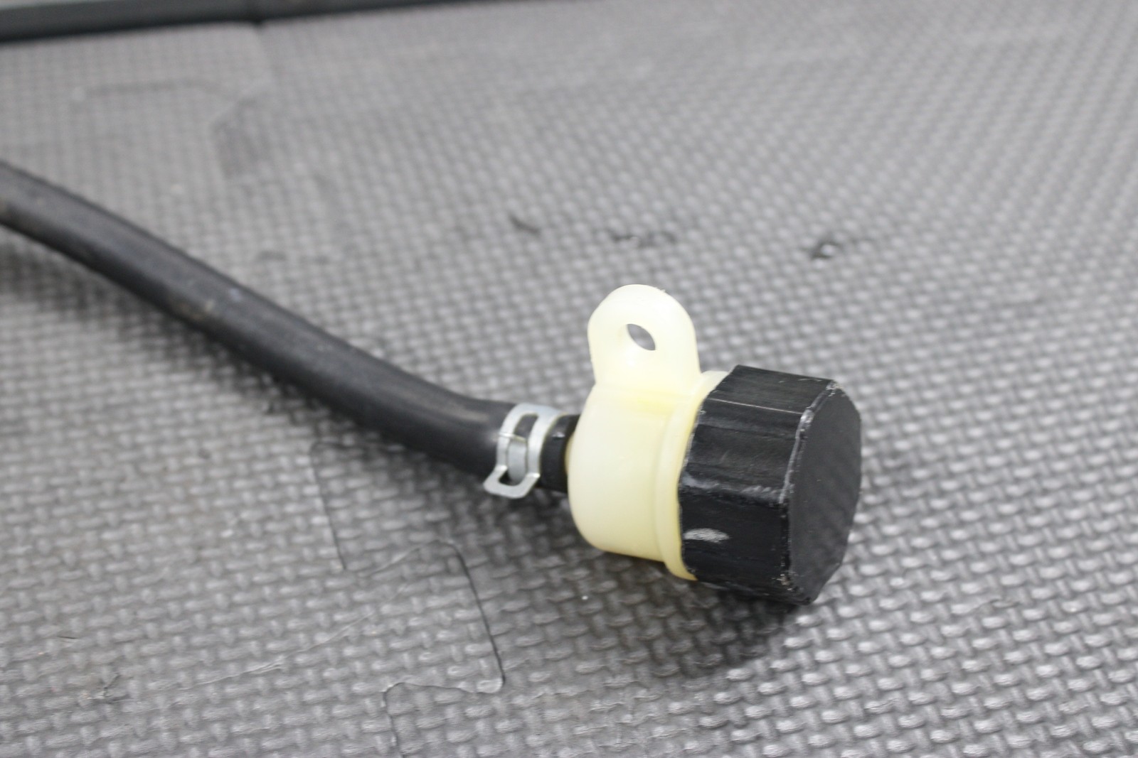 2001 KAWASAKI KX100 KX85 01-22 OEM NISSIN REAR BACK BRAKE MASTER CYLINDER W RESE