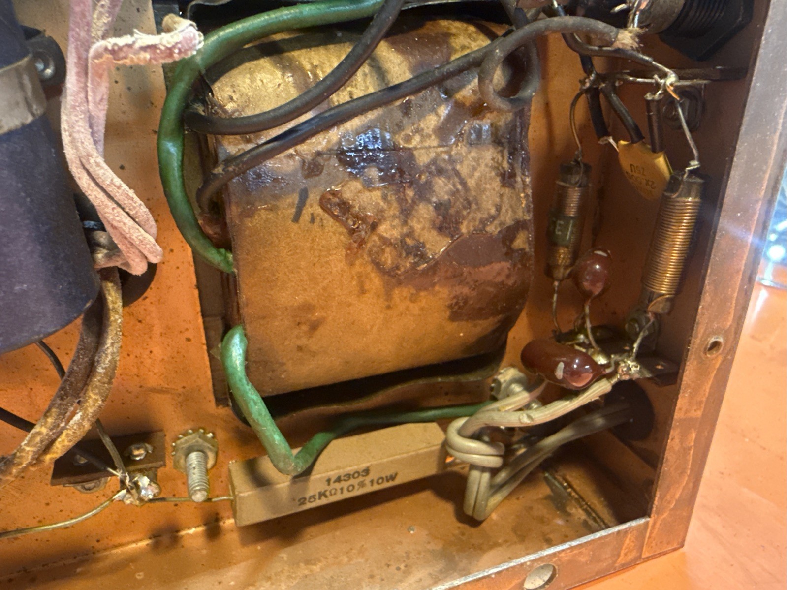 EICO CW AMATEUR TRANSMITTER MODEL 720 Ham Radio Works On 40 Low Output