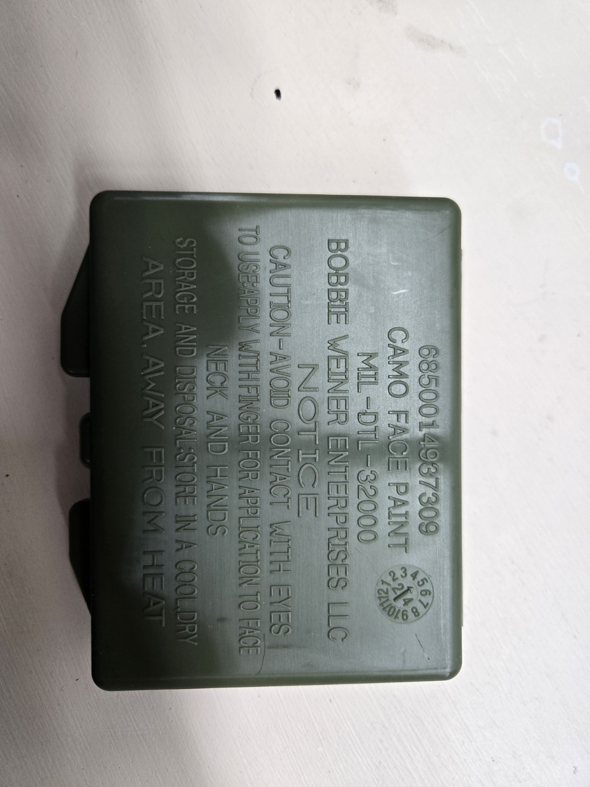 GENUINE  MILITARY ISSUE  5 COLOR CAMOUFLAGE CAMO FACE PAINT