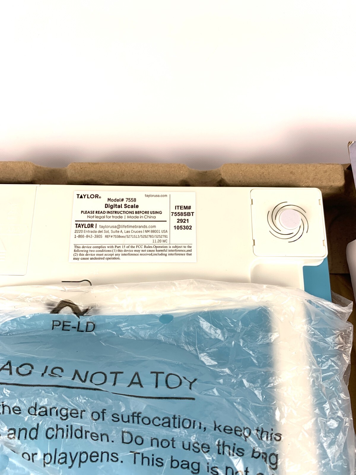 Taylor Body Scale Digital Glass Platform 400 lb Capacity 7558 Turquoise