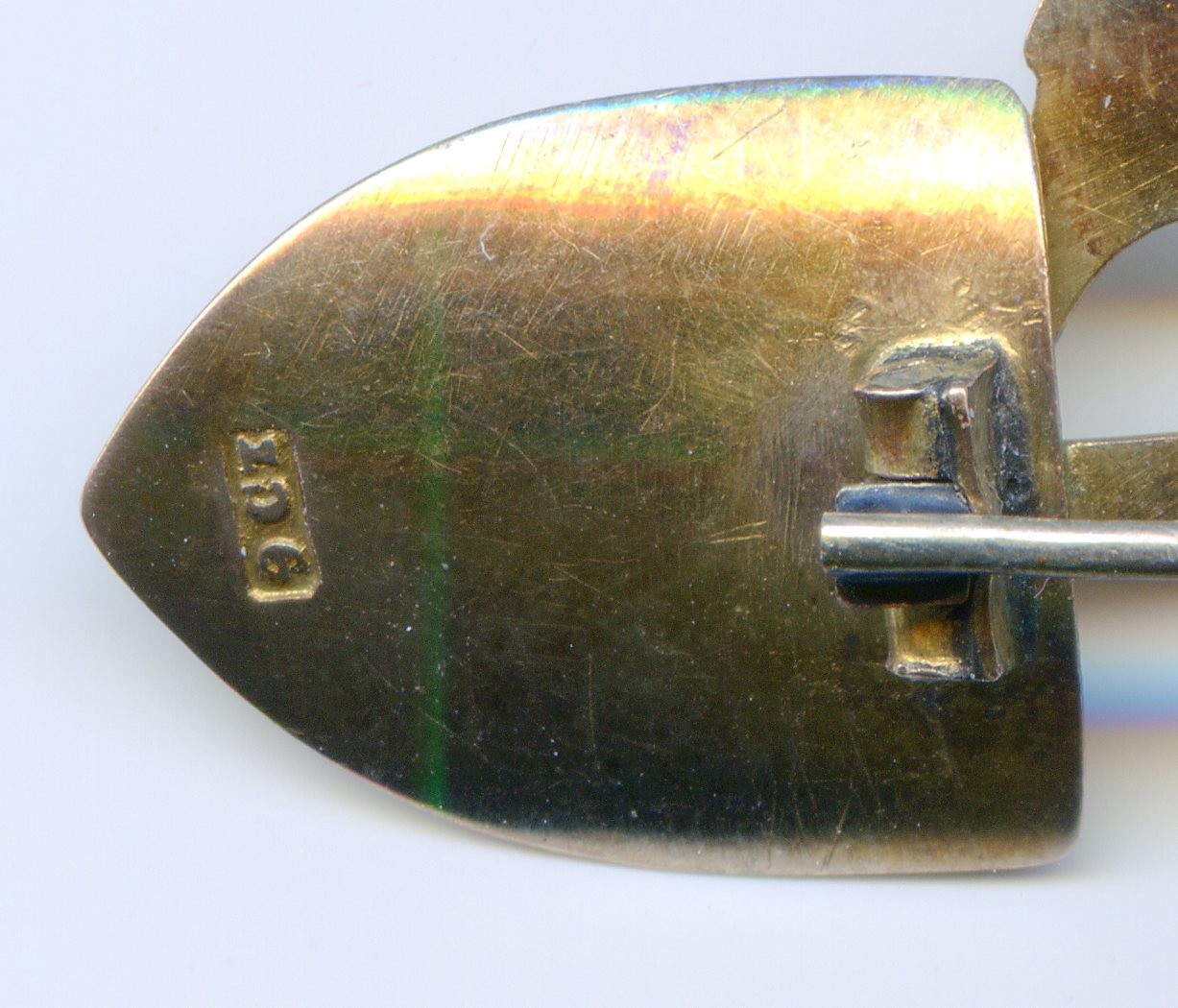 Rare Gold Miner Pin, Shovel, Pickaxe, Nugget, Chain, Bucket / SA 9ct / 5.57gram