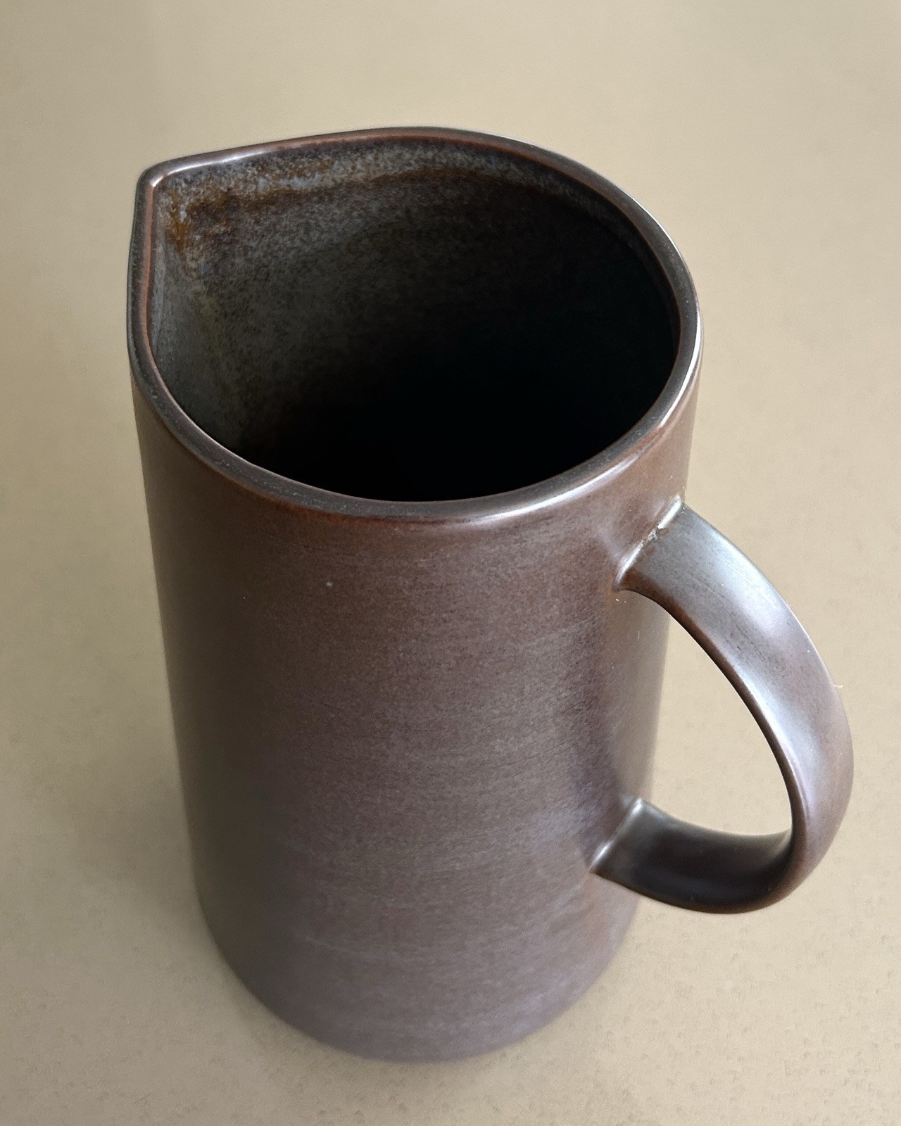New With Tags Hearth & Hand Magnolia Stoneware Pitcher 2‑Qt Brown Reactive Glaze