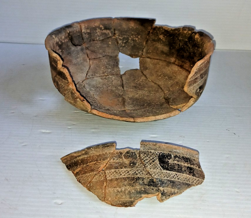 Pre-Columbian Native American Indian Mississippian Partial Pottery Bowl Artifact