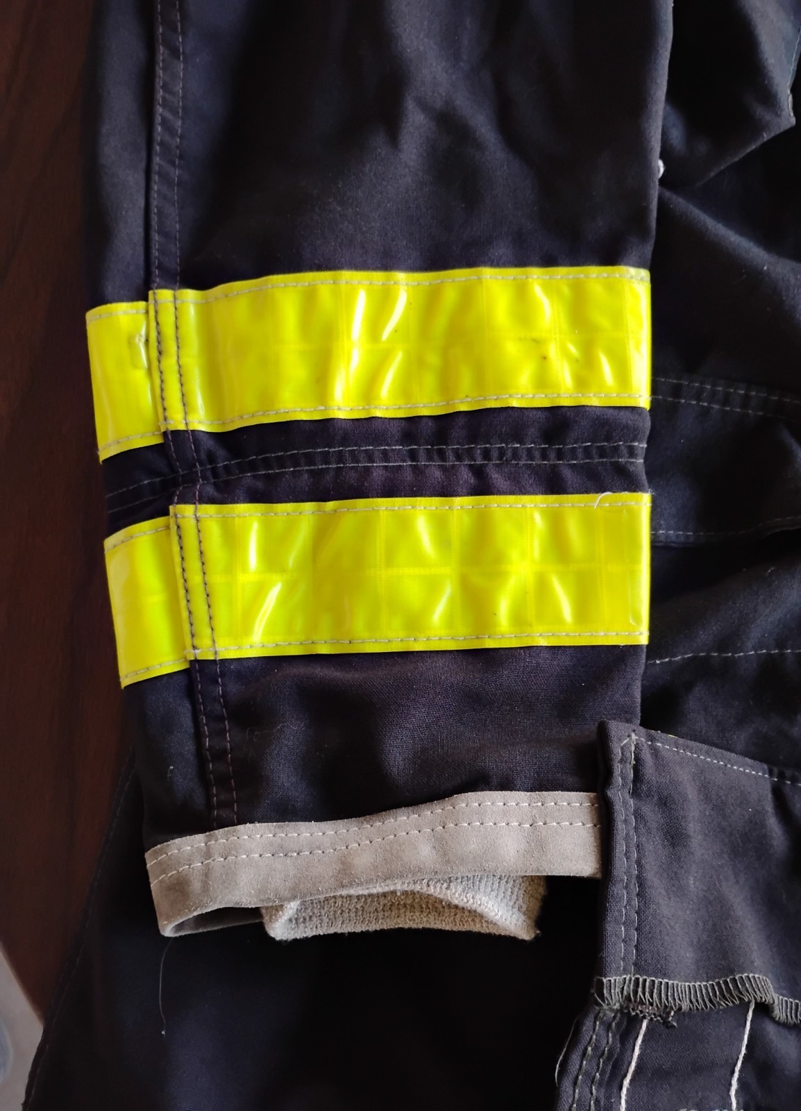 VINTAGE GLOBE MEN'S Sz. 38 PROVIDENCE, RI. FIREFIGHTER BUNKER TURN OUT JACKET